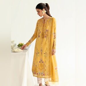 Chic Yellow Floral Long Sleeve Dress
